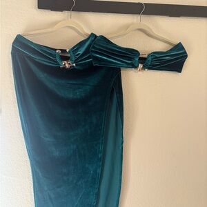 Elegant Teal Velvet Top and Skirt Club Set